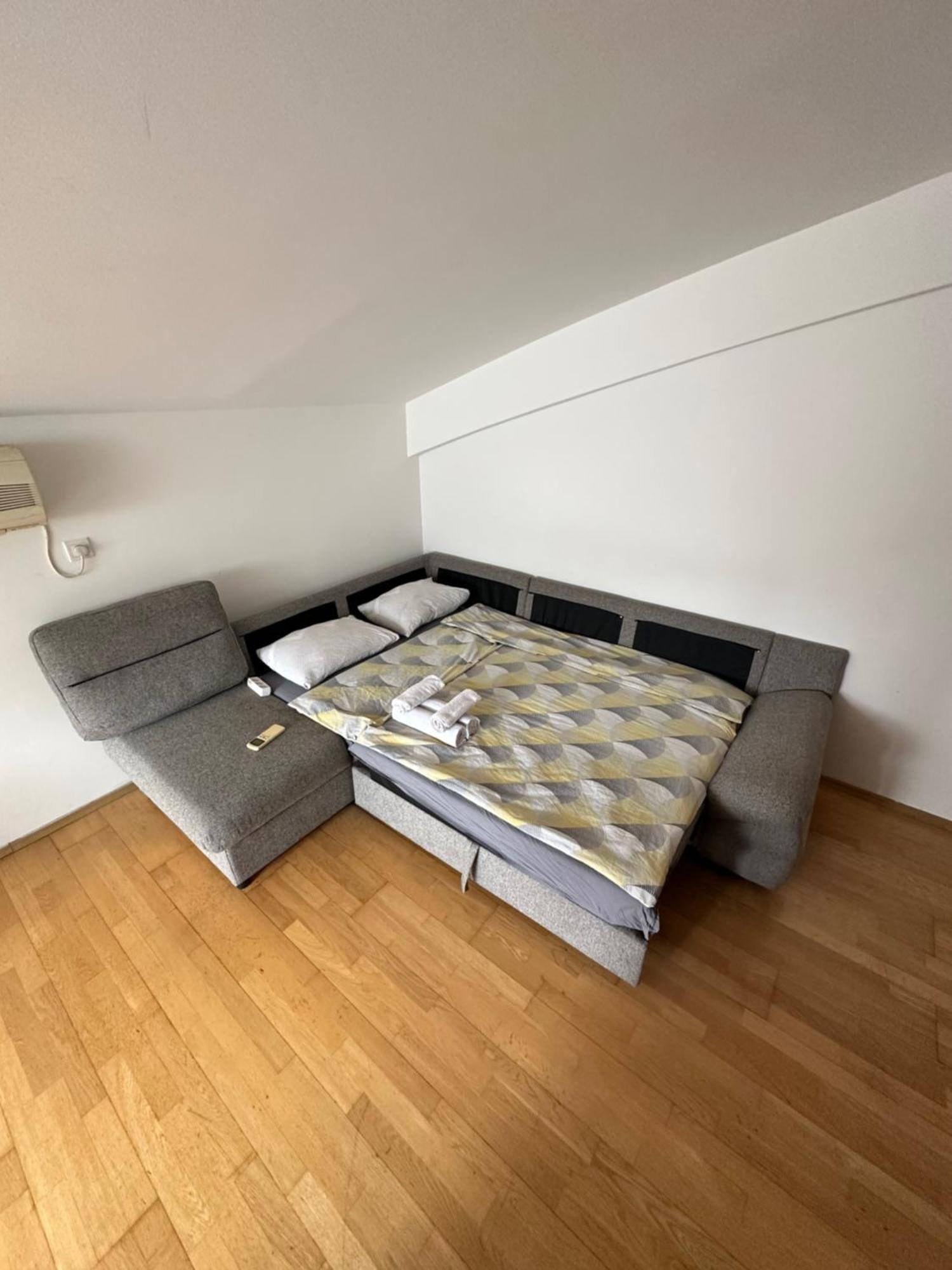 Apartment Stex 3 พอดโกริกา ภายนอก รูปภาพ