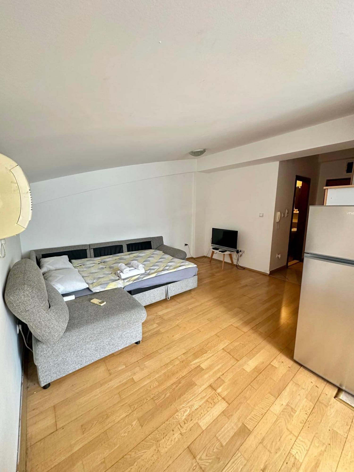 Apartment Stex 3 พอดโกริกา ภายนอก รูปภาพ